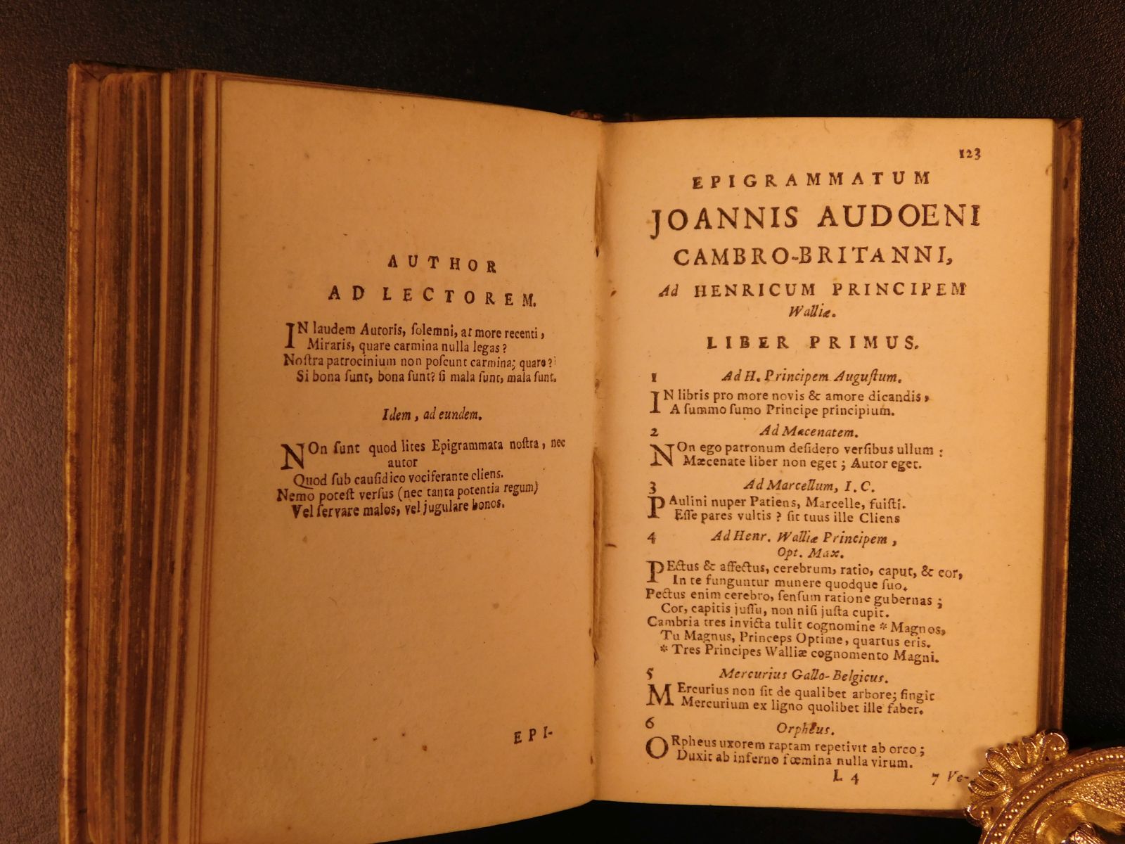 scansion of epigrammata martialia i scansion of epigrammata martialia i