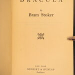 1926 – Dracula – Bram Stoker | Famous Horror Literature & Vampire Fiction!